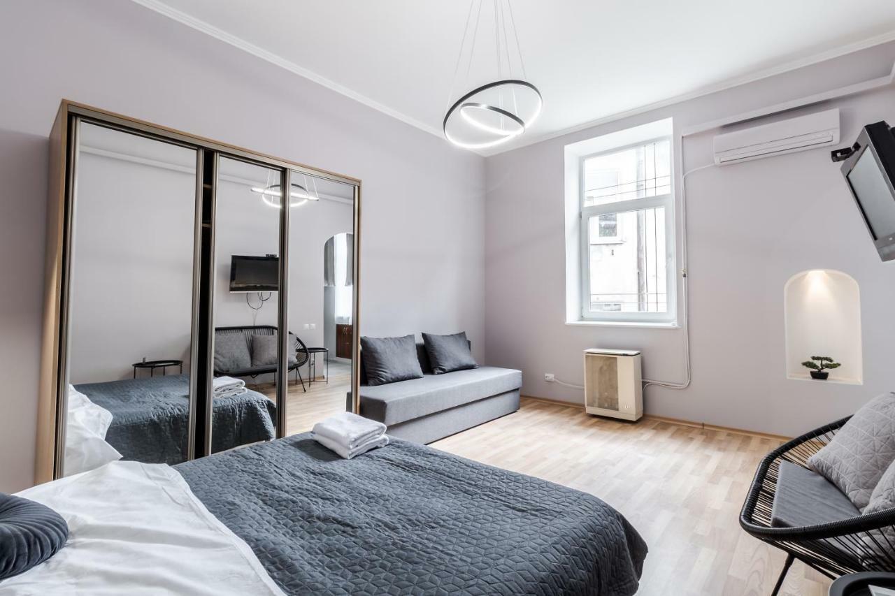 Midwheel Apartment 9 Lviv Exterior foto